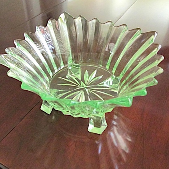 Vintage Uranium Compote Bowl - Picture 4 of 7